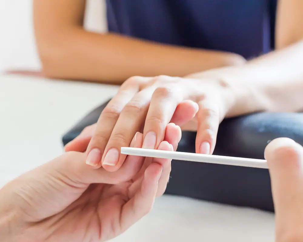 Klassische Maniküre