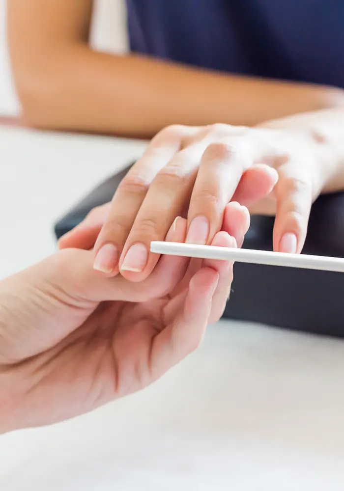 Klassische Maniküre